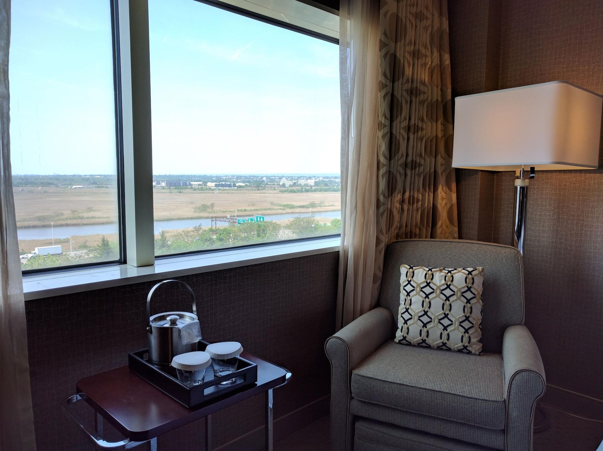 The Park Hotel At Meadowlands East Rutherford Exterior photo