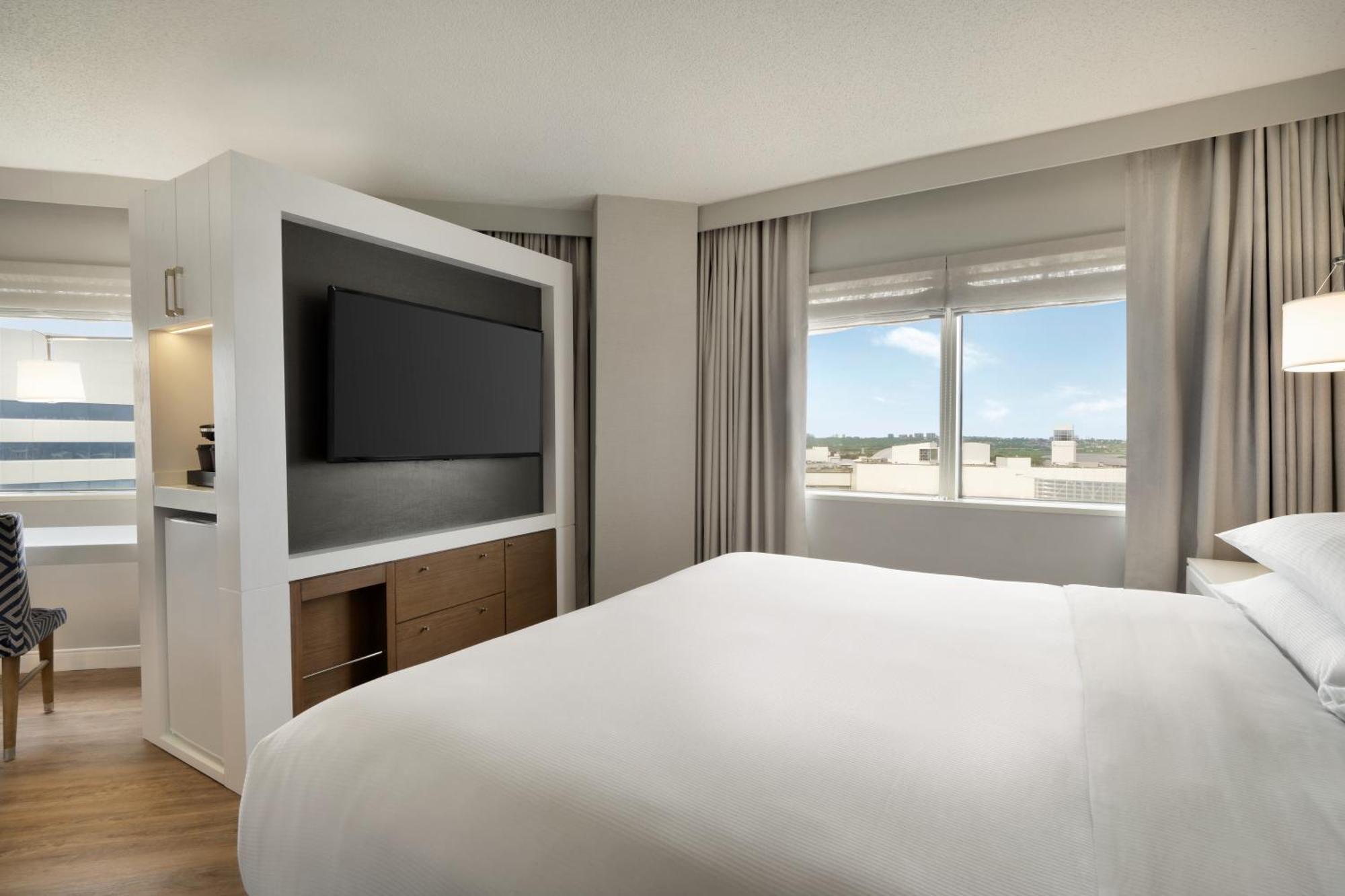 The Park Hotel At Meadowlands East Rutherford Exterior photo